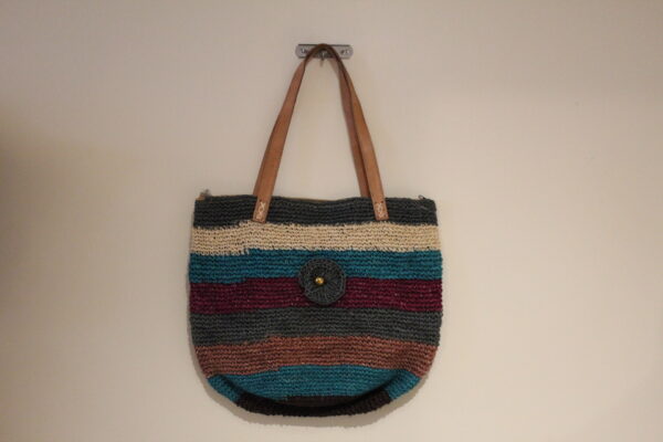 Sac à main en raphia lanières en cuir  - modèle 3